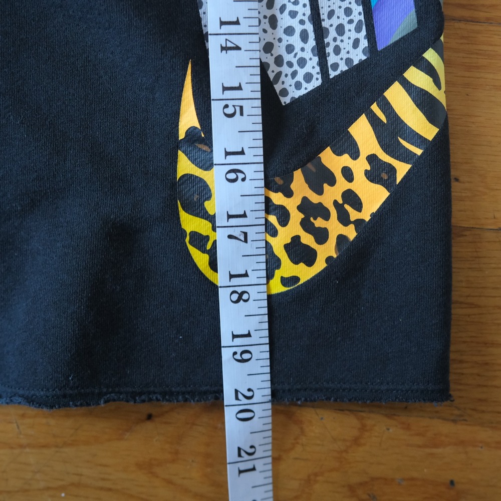 Nike Shorts Mens Black Animal Print Graphic Streetwear Small CI3011-010 - Picture 6 of 10